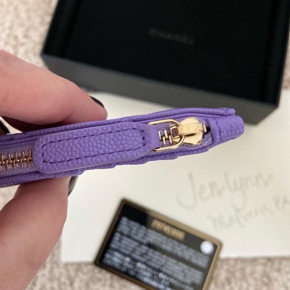 Chanel 20s flap zip card holder - Picture 5 of 11